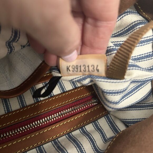 Dooney & Bourke Hobo Purse Black Nylon Cognac Leather Detail Pockets Logo Zipper - Picture 5 of 16